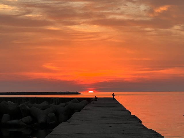 岩内港新港東埠頭夕焼け
